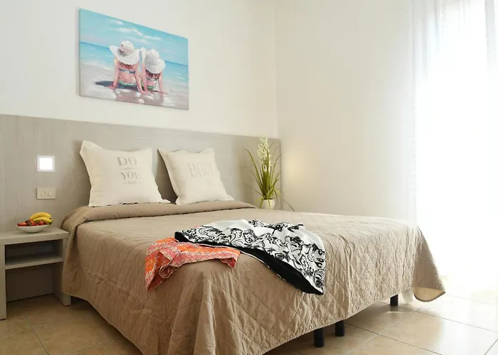 Vienna Отель Мизано-Адриатико